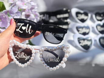 Bride Gözlük - İncili Beyaz ve Siyah Bride Gözlük - İncili Beyaz ve Siyah