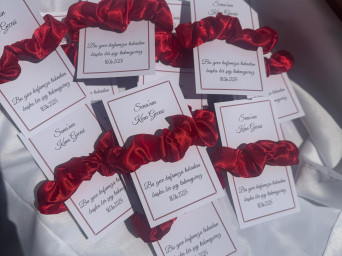 50 Adet - Kına Hediyeliği - Kartlı Saten Saç Tokası